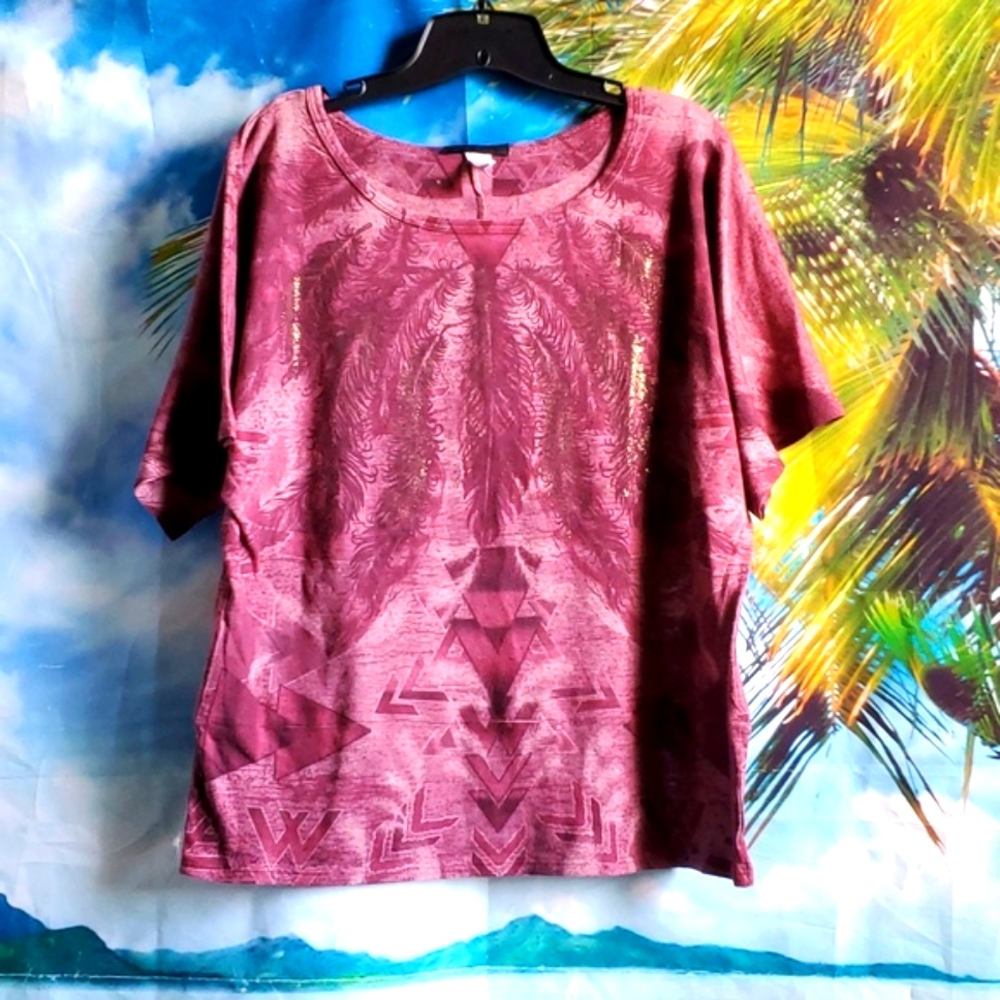 ONLY NINE FEATHER PRINT BLOUSE SIZE 1X